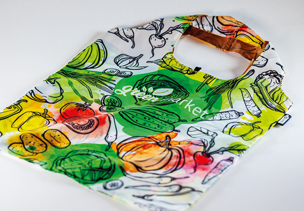 Foldable bags